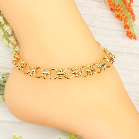 "Handmade Anklet – Elegant & Delicate Jewelry for Women | UNVRC1607 - Picture 5 of 10